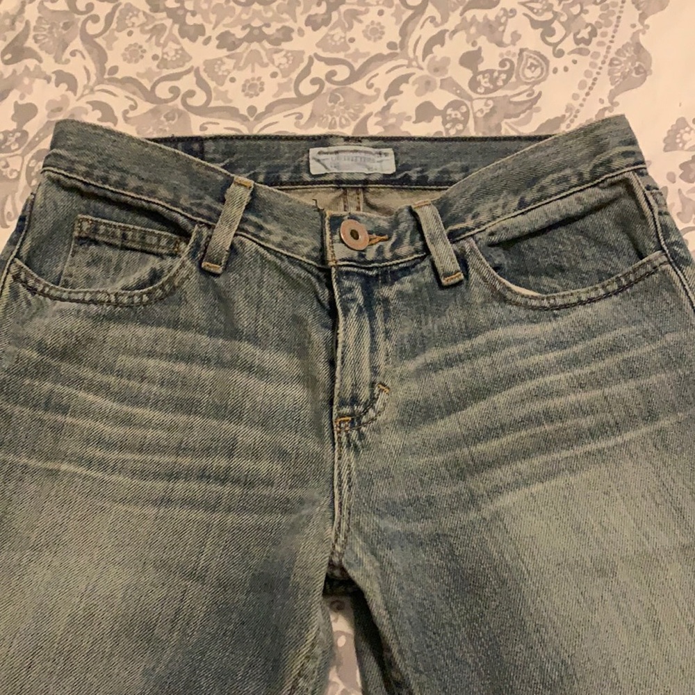 AE boot 👢 cut jeans 👖